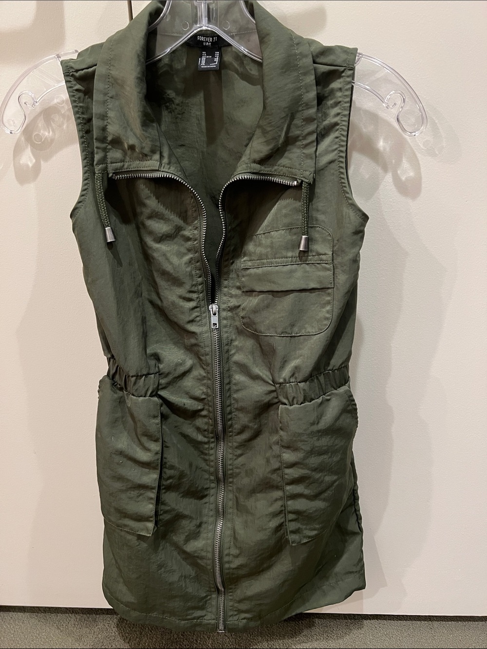Forever 21 Olive Green Sleeveless Zip Front Utility Vest